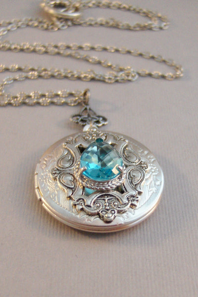 Misty Tide,Locket,Aquamarine Necklace,Aquamarine Jewelry,Birthstone,Birthstone Necklace,Blue Stone,Aquamarine Birthstone Valleygirldesigns.